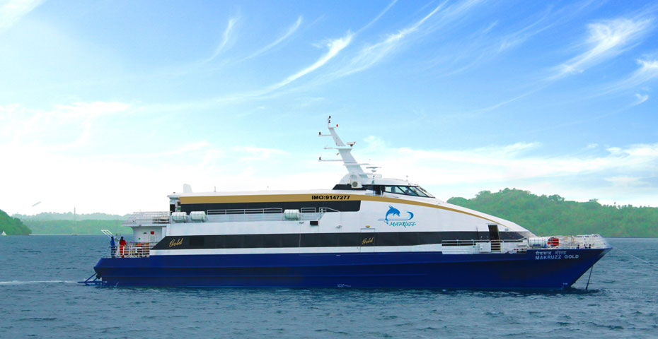 Makruzz ferry